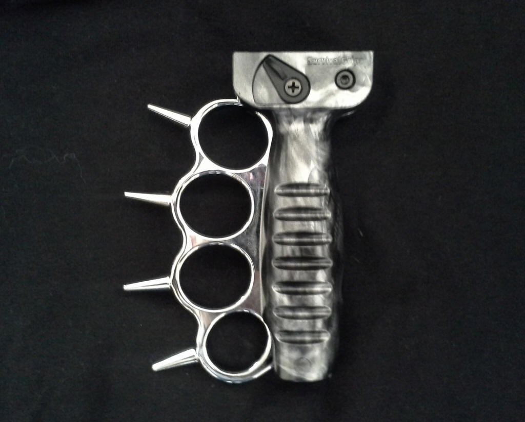 Spiked Finger Guard Knuckles, Chrome