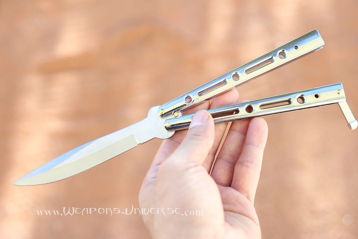 Blue Grunge Butterfly Knife