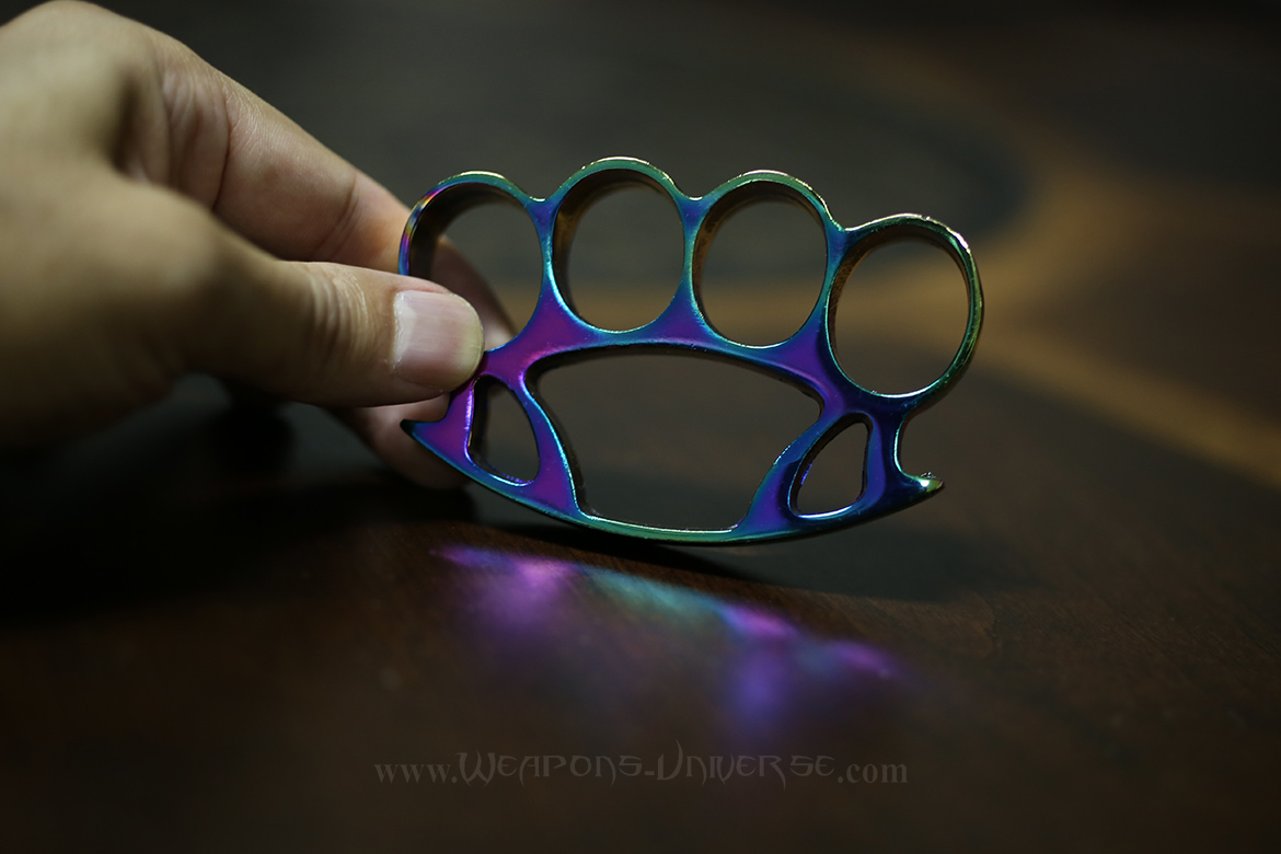 Thug Knuckles, Titanium